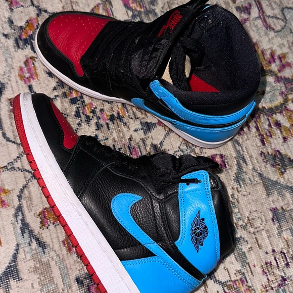 Powder blue & gym red retro Jordan ones - Picture 7 of 7
